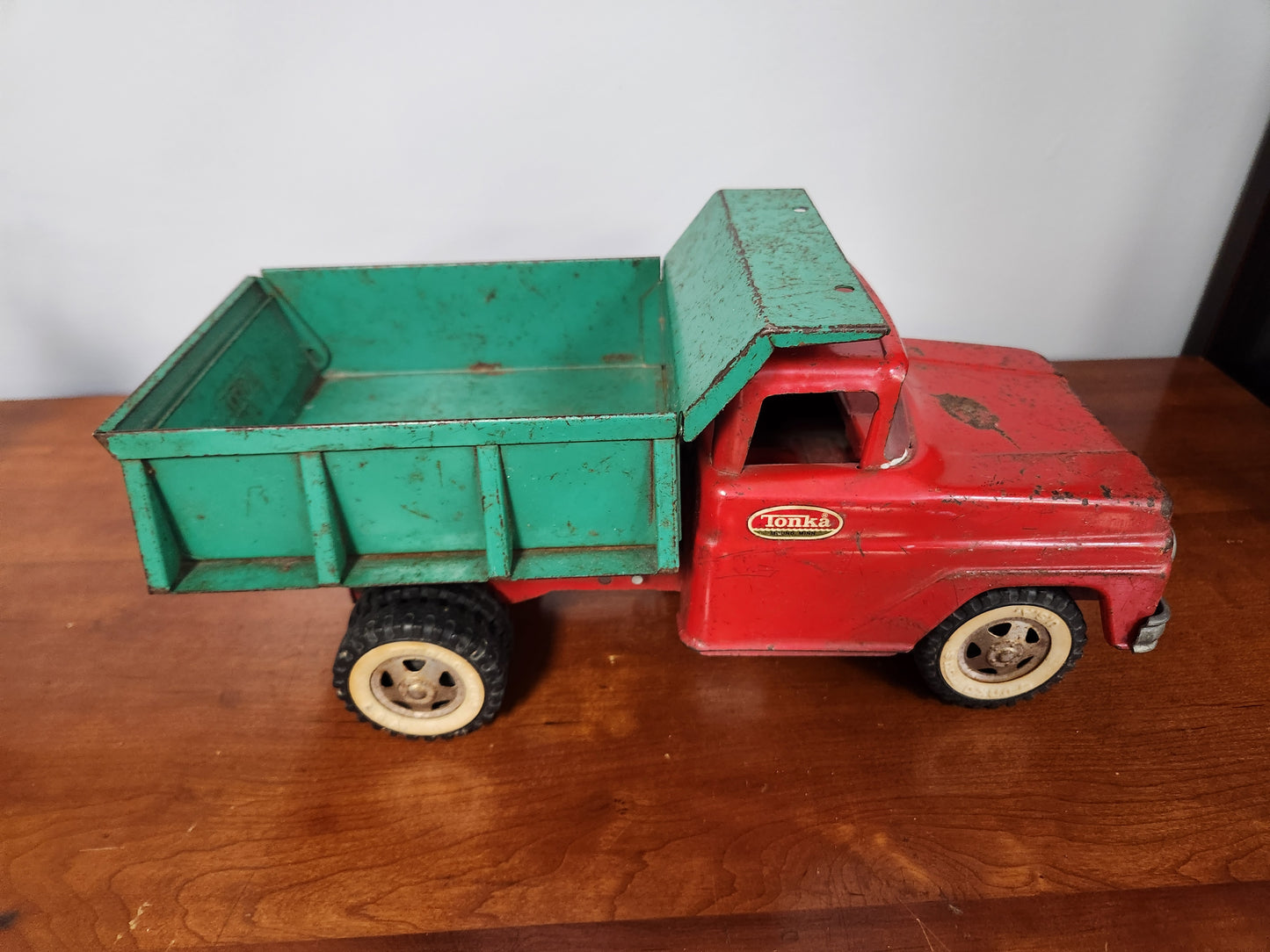 1960s Tonka Dump Truck & Sand Loader