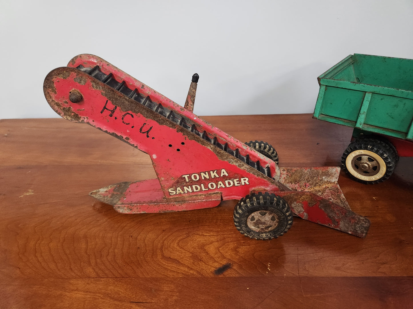 1960s Tonka Dump Truck & Sand Loader