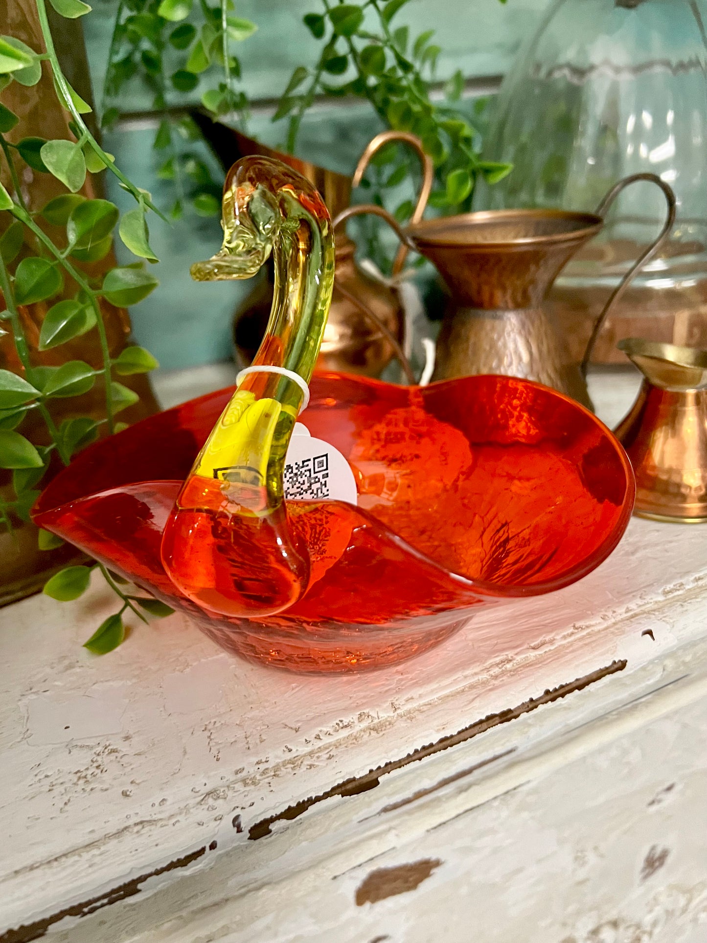 Amberina Art Glass Swan Bowl