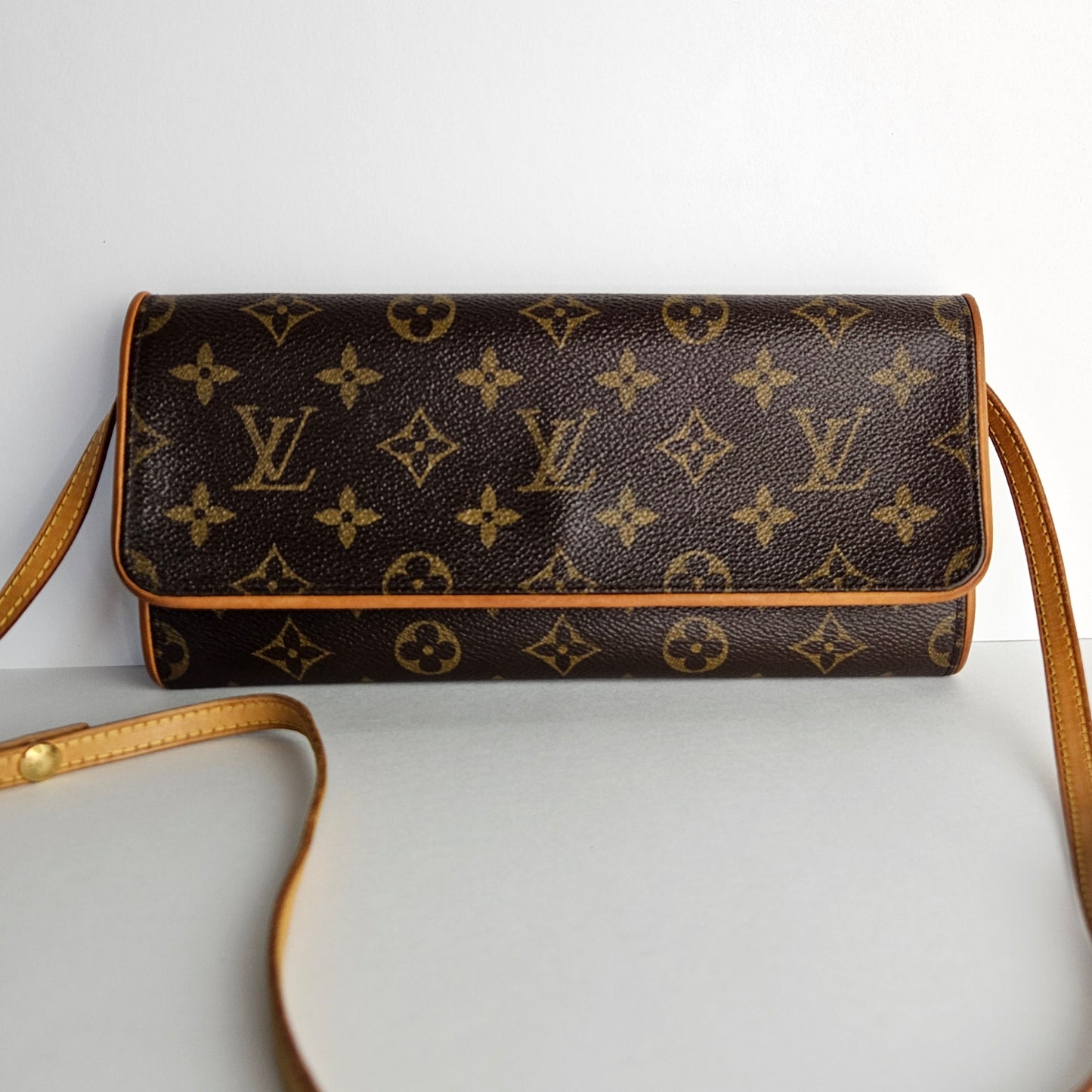 Authentic Pochette Twin GM Monogram