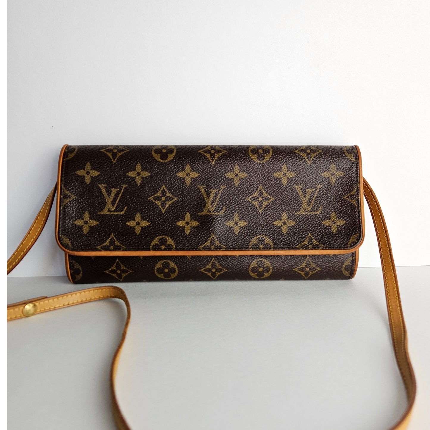 Authentic Pochette Twin GM Monogram