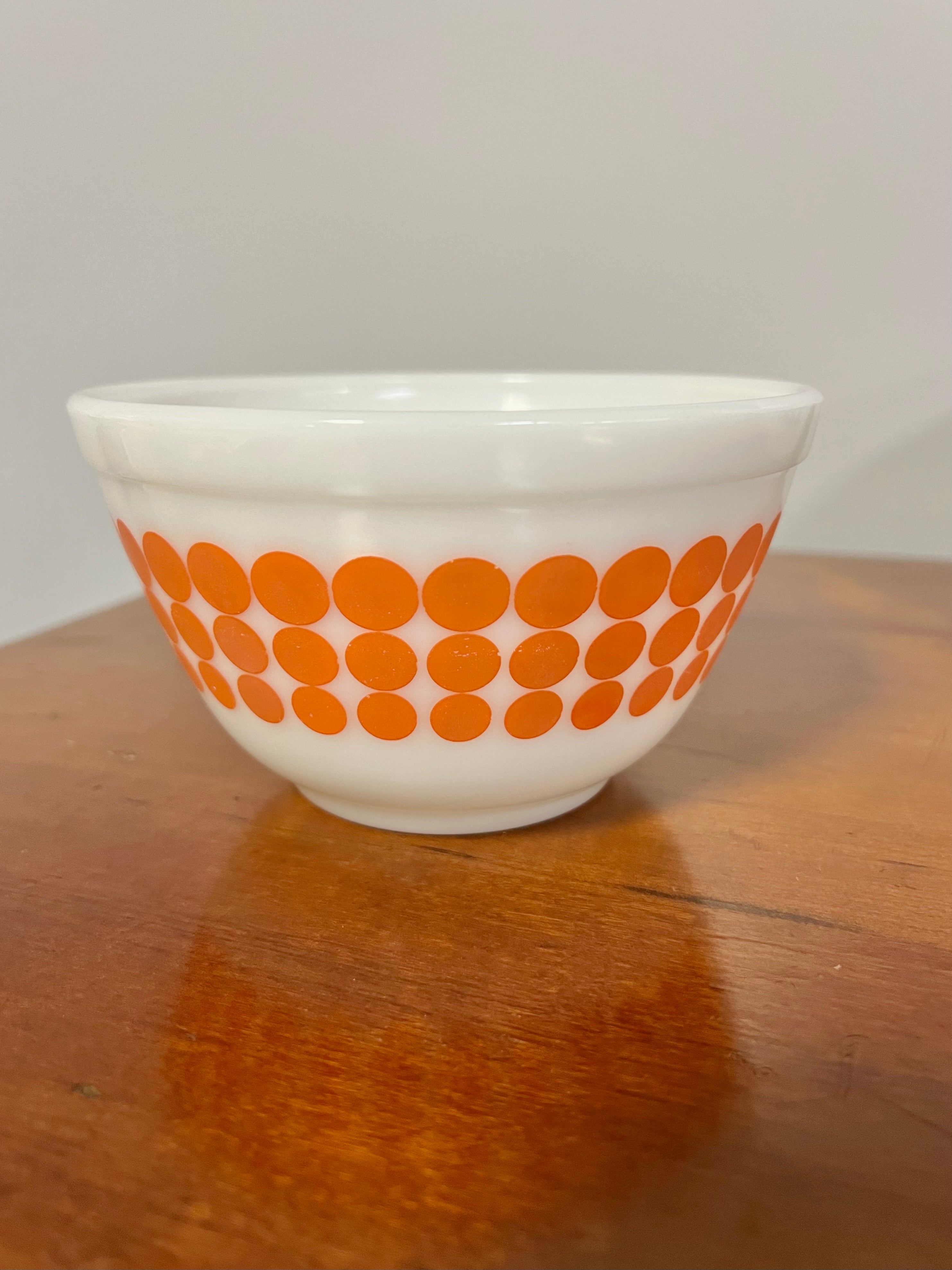 Vintage PYREX outlet ORANGE DOT MIXING BOWL POLKA DOT