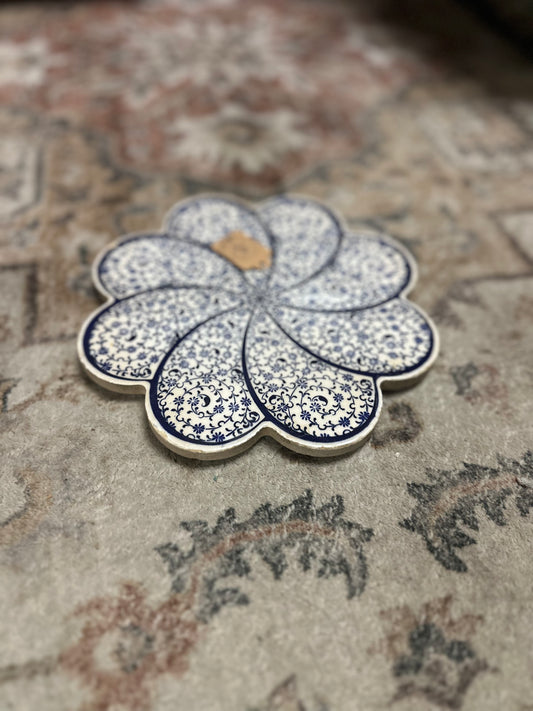 Trivet